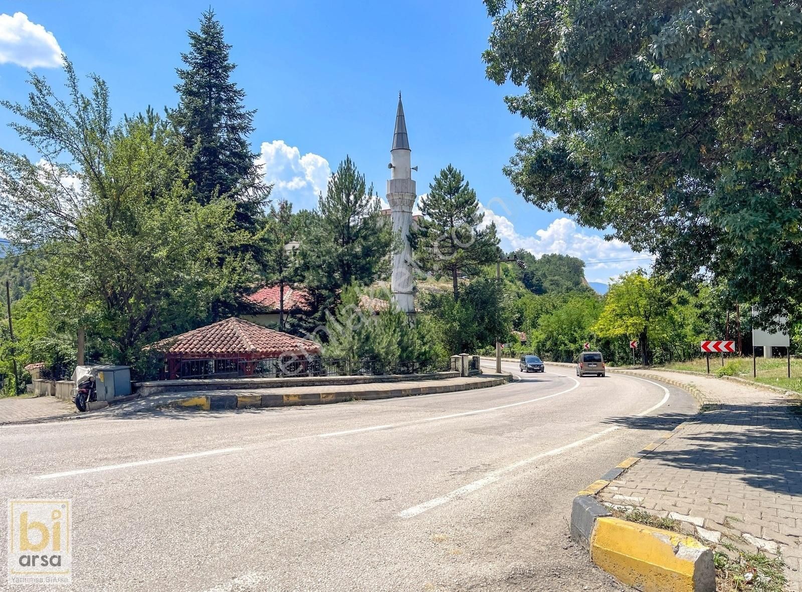 Kastamonu Araç Köyiçinde 1.263 M² İmarlı Köyiçi