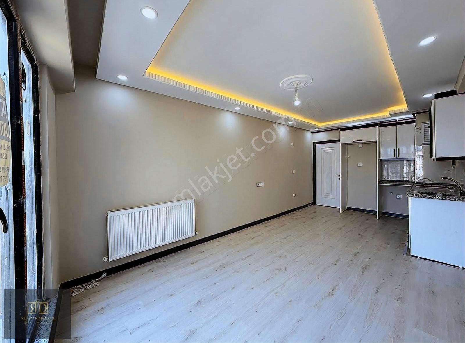 Kağıthane Gültepe Satılık Daire 2+1 Açık Mutfak 80 M2