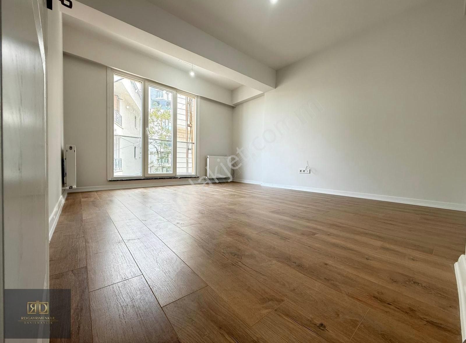 Kağıthane Metro Ve Axis Avm'ye 6'dk Sıfır 2+1 Ara Kat 75 M²daire