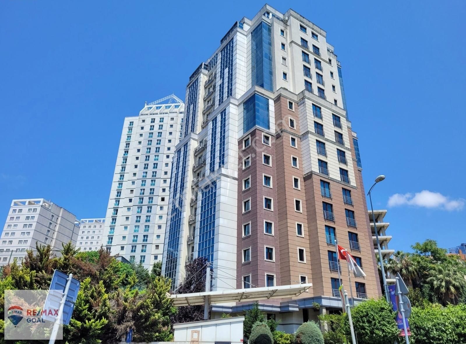 Mira Tower 'da Kullanışlı Ve Geniş 4+1 204 M2 Plaza Ofisi