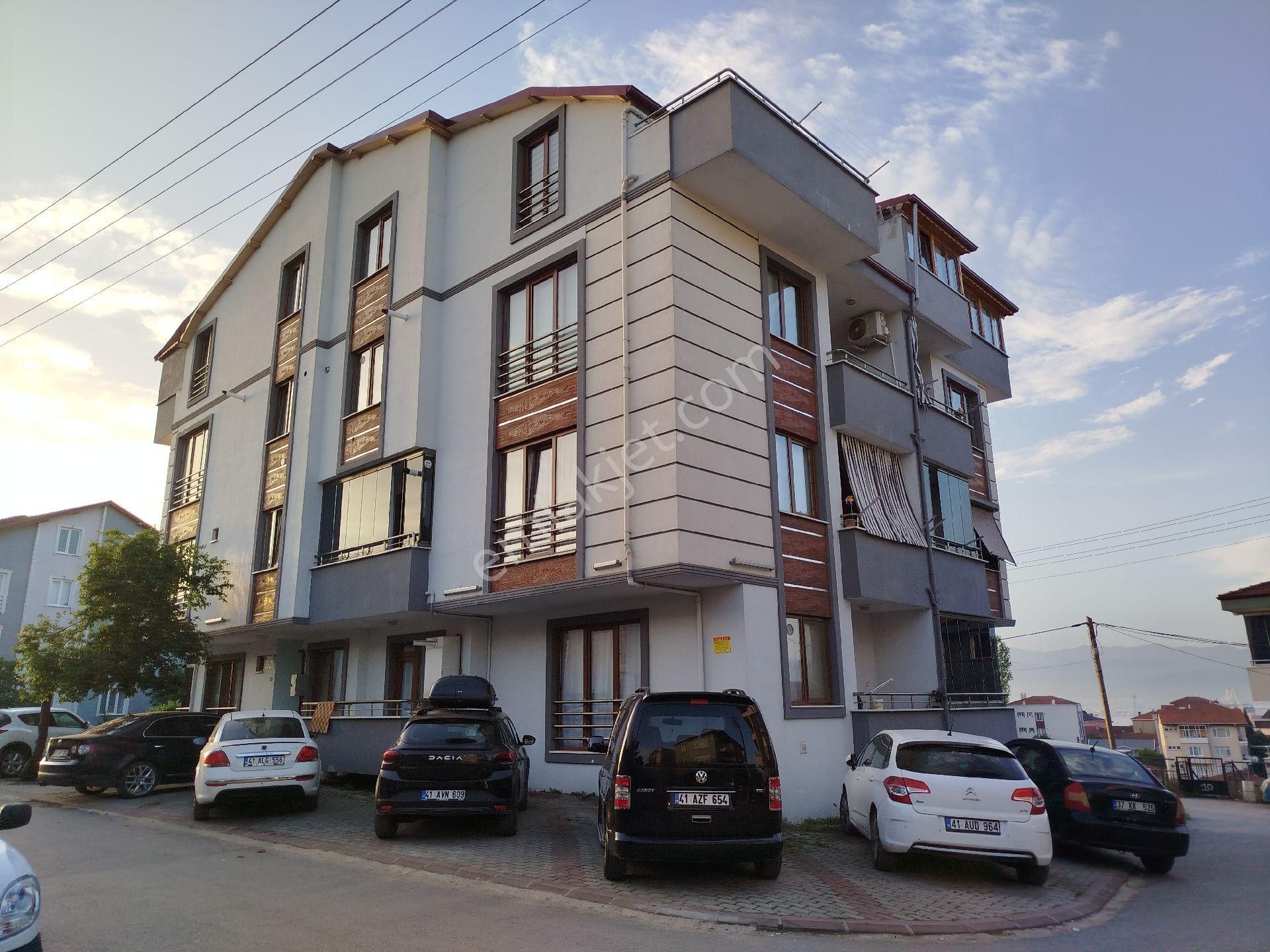 Sahibinden Deniz Manzaralı 3+1 Çatı Dubleks