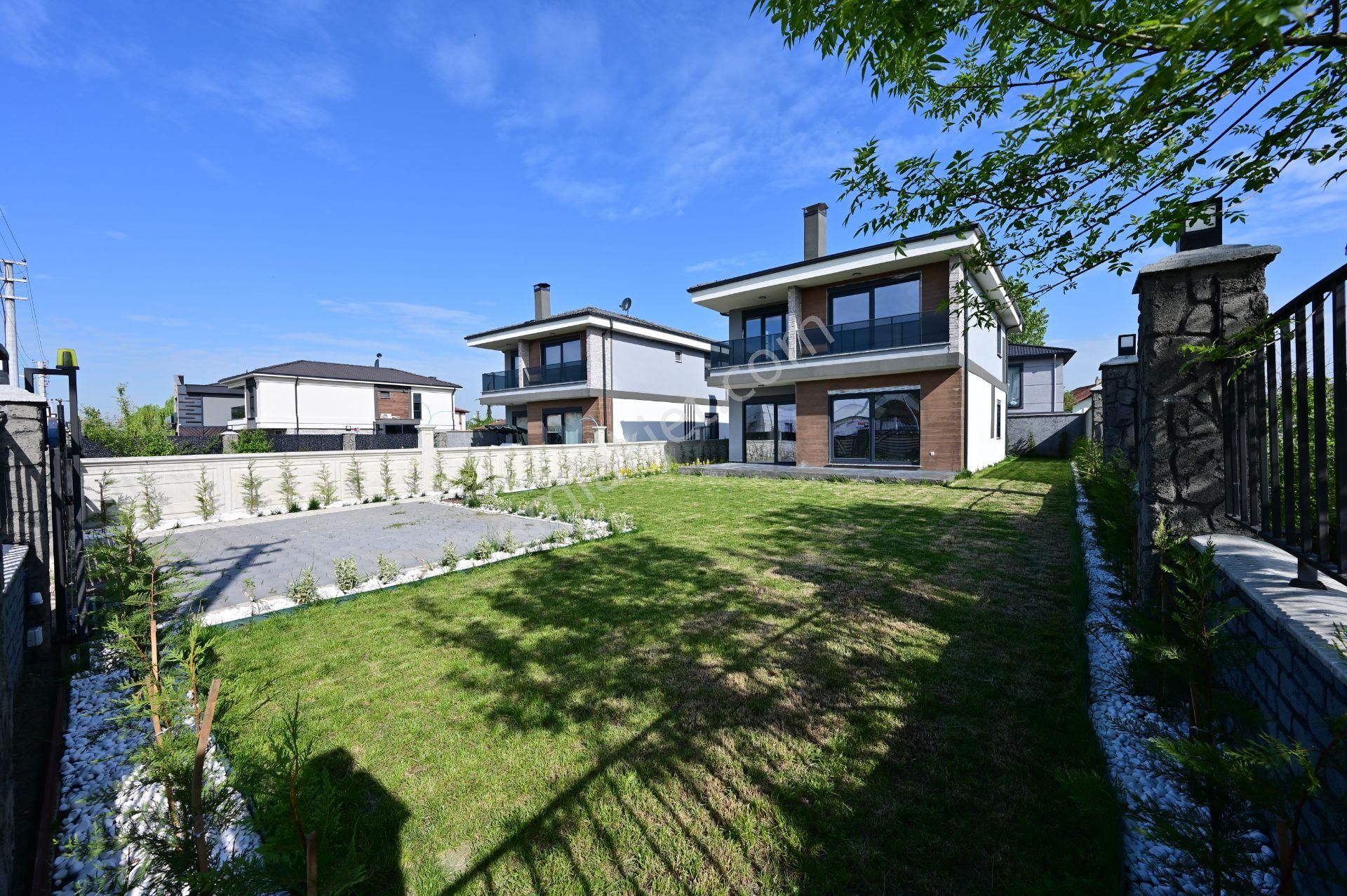 Kazukoğlu Tekil,4,5+1 Sıfır 468m²arsada Müstakil Satılık Villa