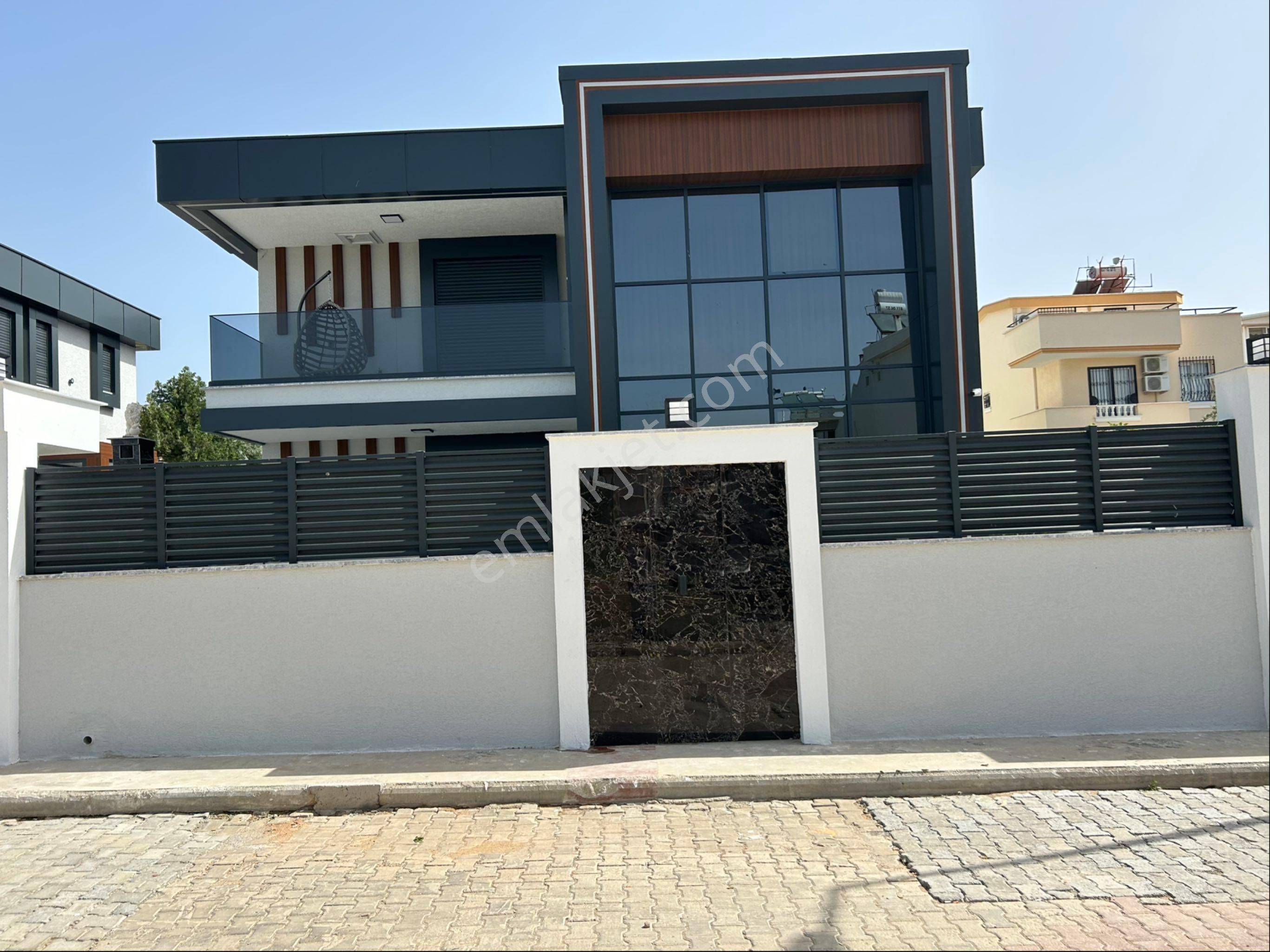 Didim Altınkumda 4+1 Tam Müstakilvilla
