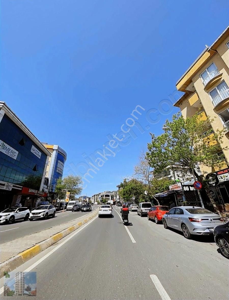 Ümraniye Altınşehirde Kiralık Dükkan&depo