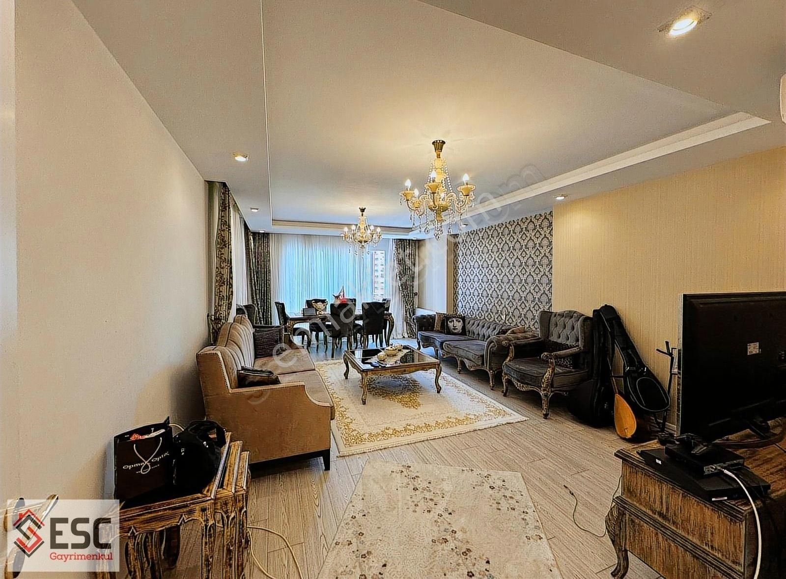 Esc'den Peyzajına Aşık Olacağınız Ultra Lüks 5+1 Daire Esc1618