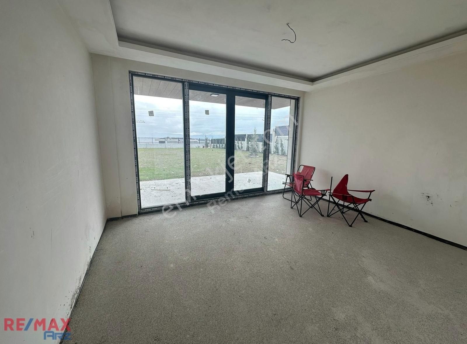 Gölbaşı Hacılar 1500 M2 Arsa Payına Sahip Sıfır Villa