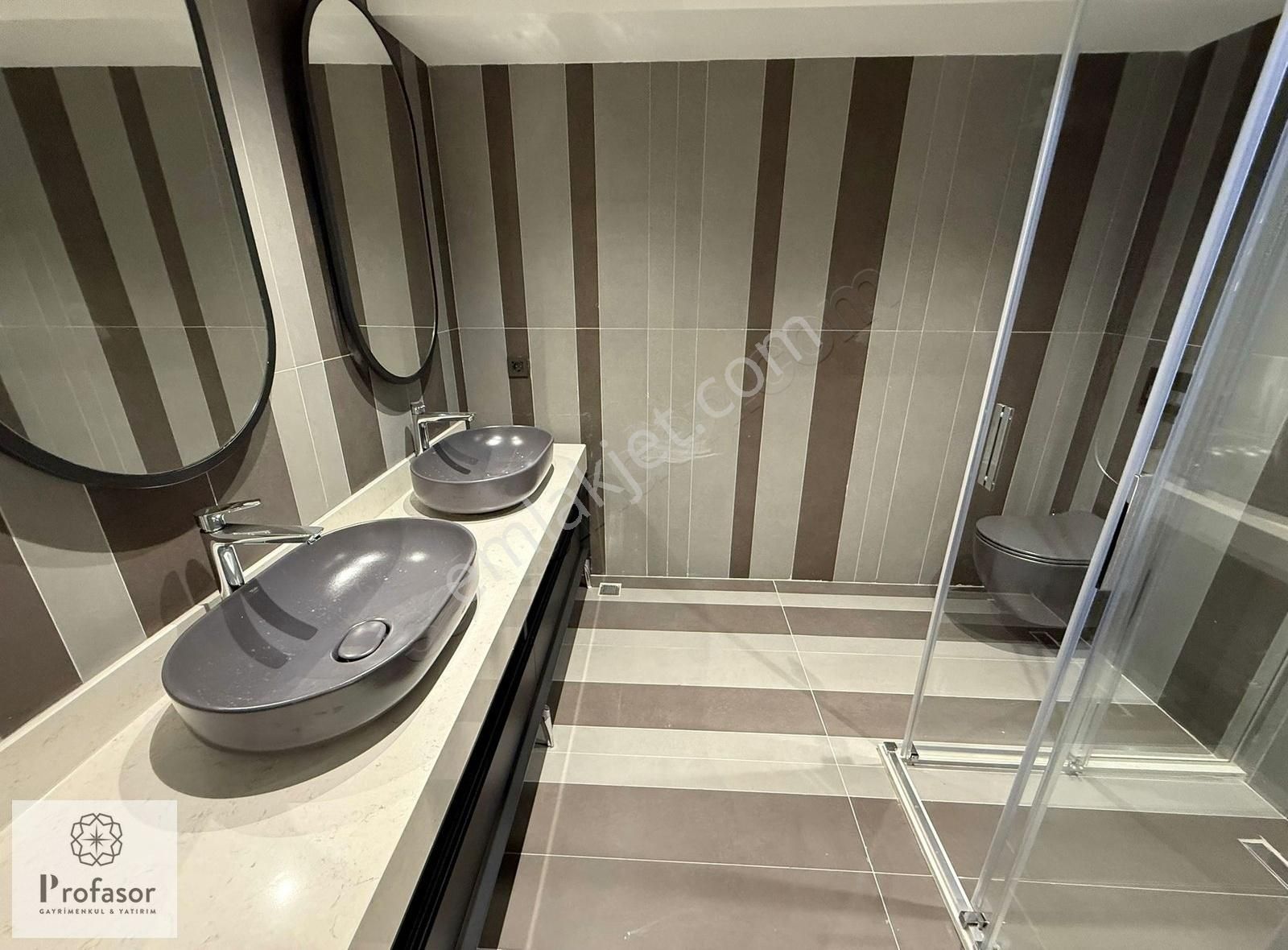 Profasor *dan Kiralık 4,5+1 Demirci ' De Yeni Villa Eşne