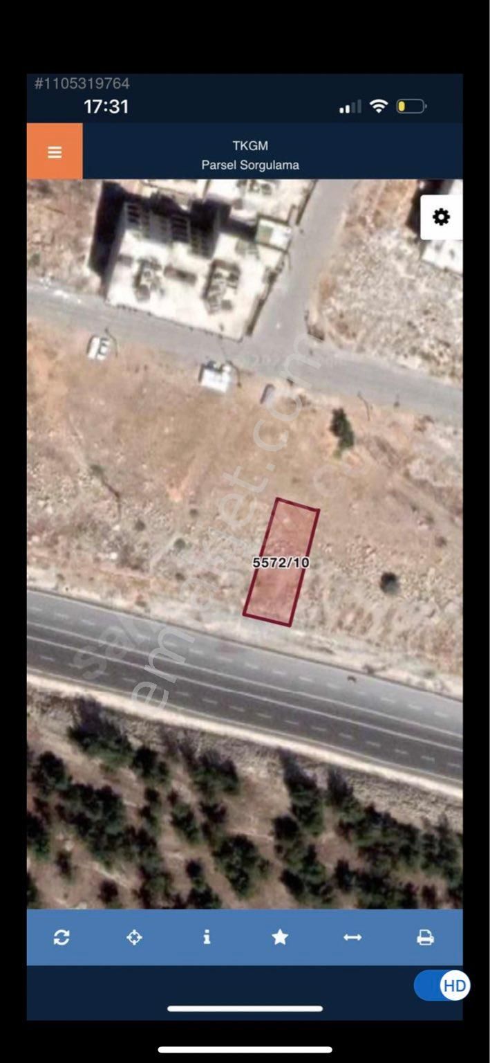 25 Mt Yol Üzeri Ticari+konut İmarlı Arsa