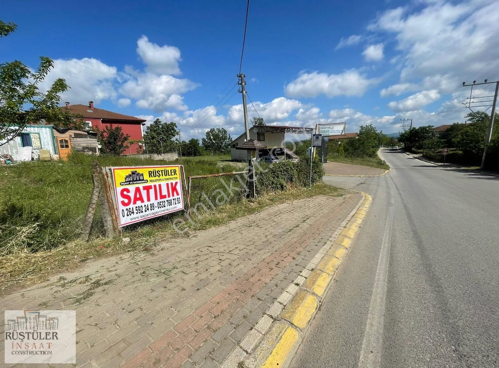 Kartepe Şirinsulhiye 503 M2 İmarlı Satılık Köşe Parsel