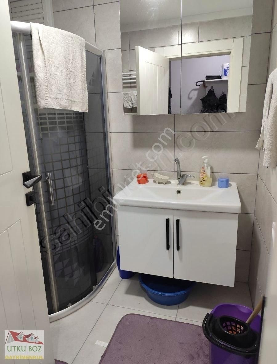 Utku Boz'dan 2+1 Doğal Gazlı Ara Kat Daire