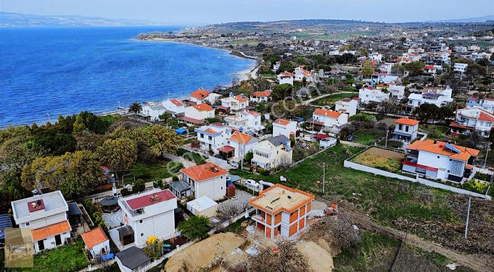 Son Fiyat Çanakkale Saltık Mahallesinde Denize 100 Metre Villa