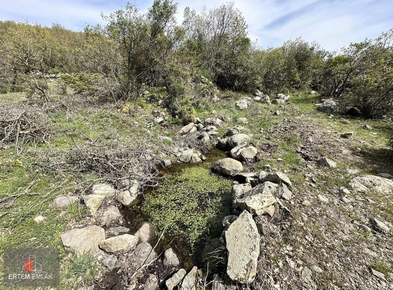 Manisa Yunusemre Satılık Arazi 10,700 M2