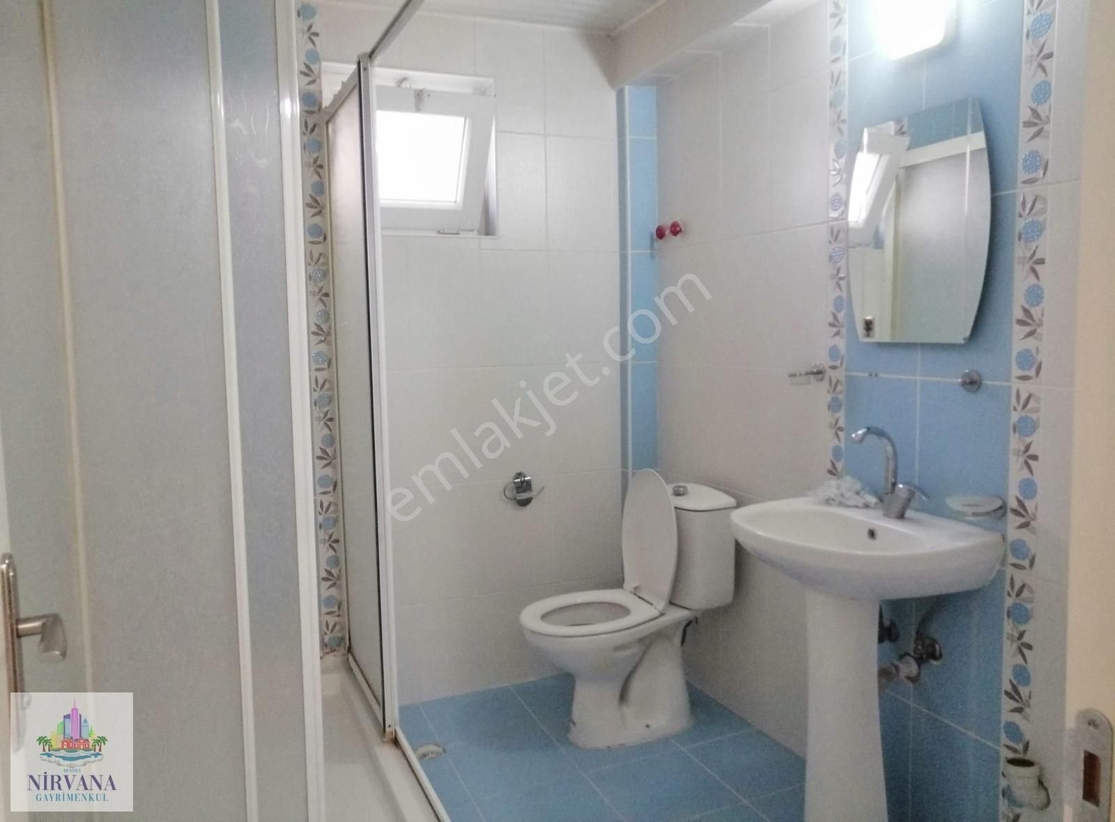 Evora Karşısı Kiralık Eşyasız Bahçeli Geniş Apart