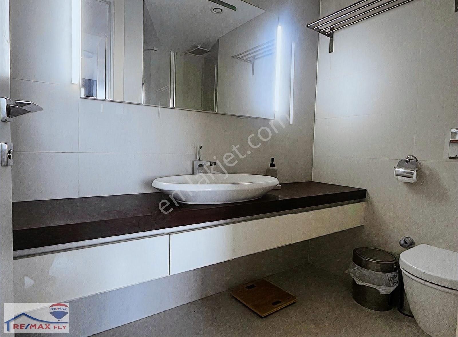 İstinye Panavia Sitesinde Deniz Manzaralı Kiralık Rezidans - Görsel 10