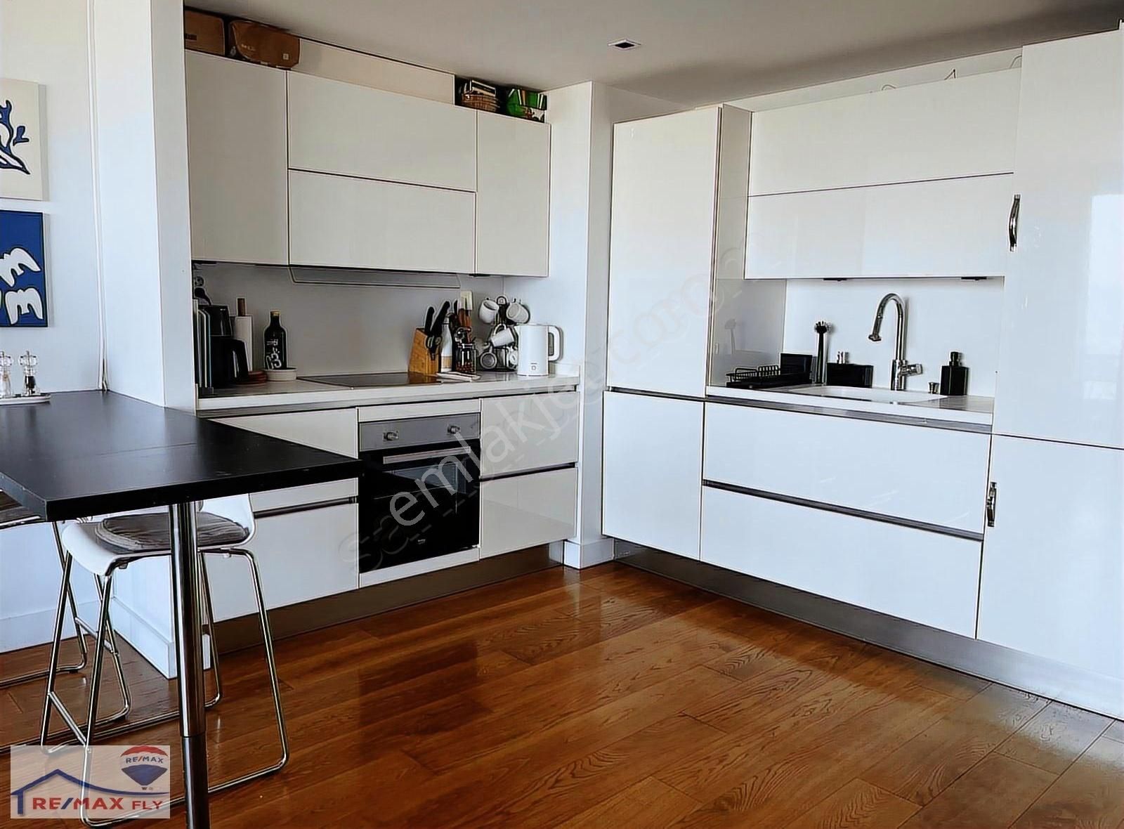 İstinye Panavia Sitesinde Deniz Manzaralı Kiralık Rezidans - Görsel 7