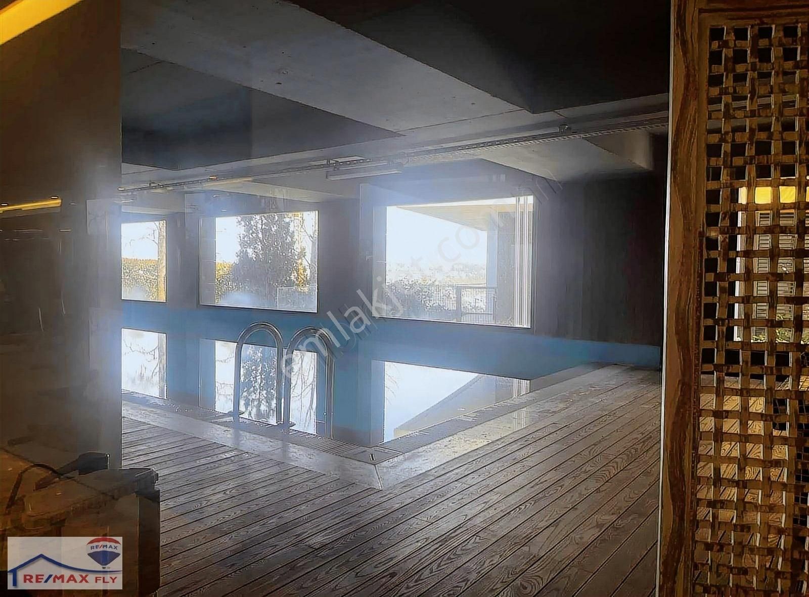 İstinye Panavia Sitesinde Deniz Manzaralı Kiralık Rezidans - Görsel 19