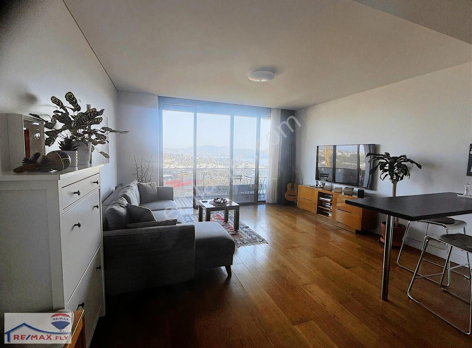 İstinye Panavia Sitesinde Deniz Manzaralı Kiralık Rezidans - Görsel 9