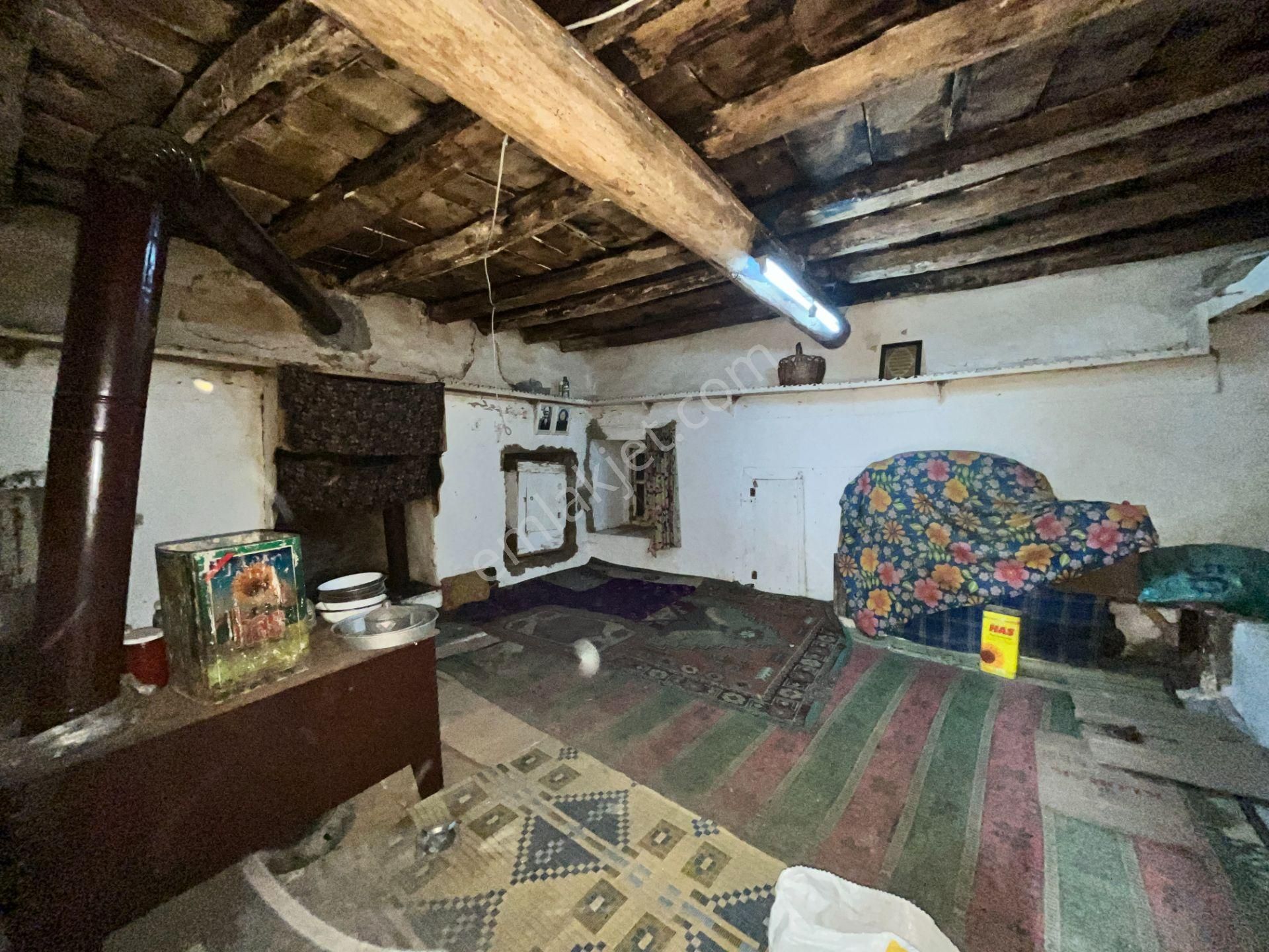 Doğa İçinde Köy Hayatı Arayanlara Satılık Orjinal Köy Evi - Görsel 30