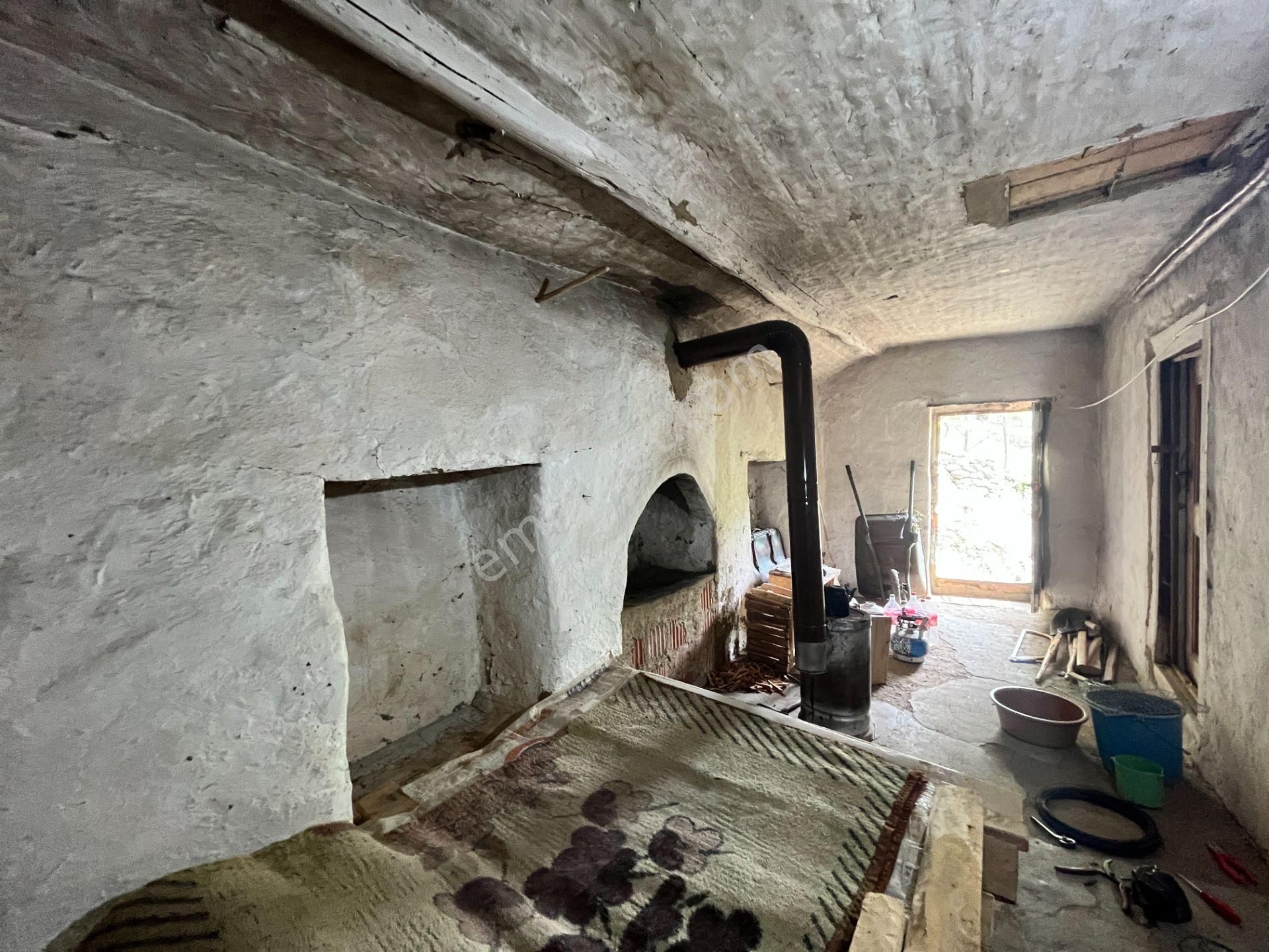 Doğa İçinde Köy Hayatı Arayanlara Satılık Orjinal Köy Evi - Görsel 19