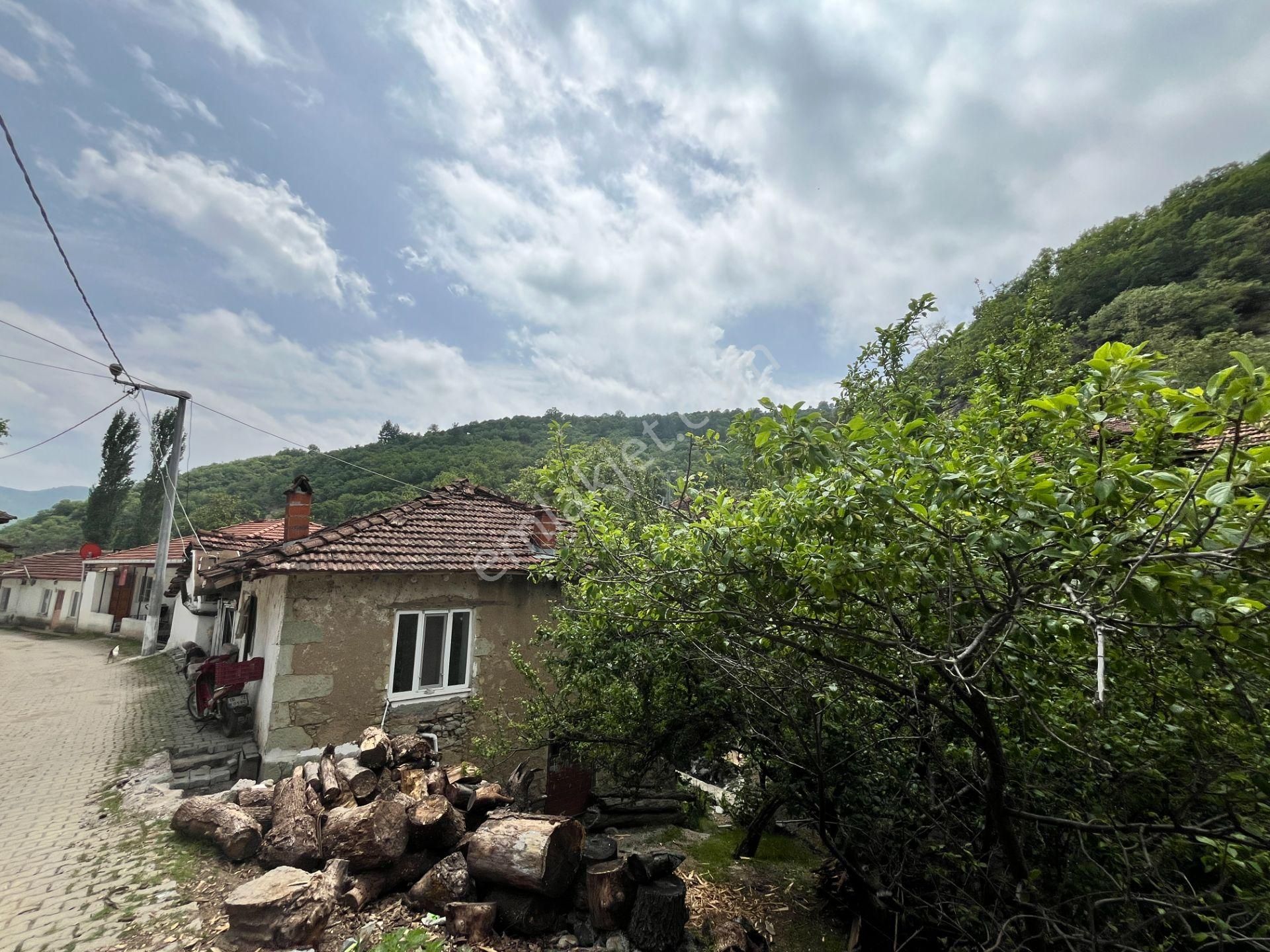 Doğa İçinde Köy Hayatı Arayanlara Satılık Orjinal Köy Evi - Görsel 35