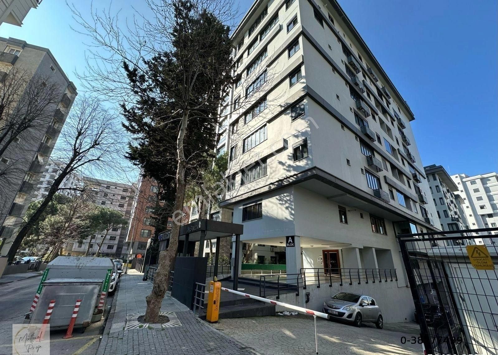 Bostancı 'da Bağdat Caddesine Yakın Safir Sitesinde Yeni Binada Satılık 3+ 1 Ebeveyn Banyolu Daire