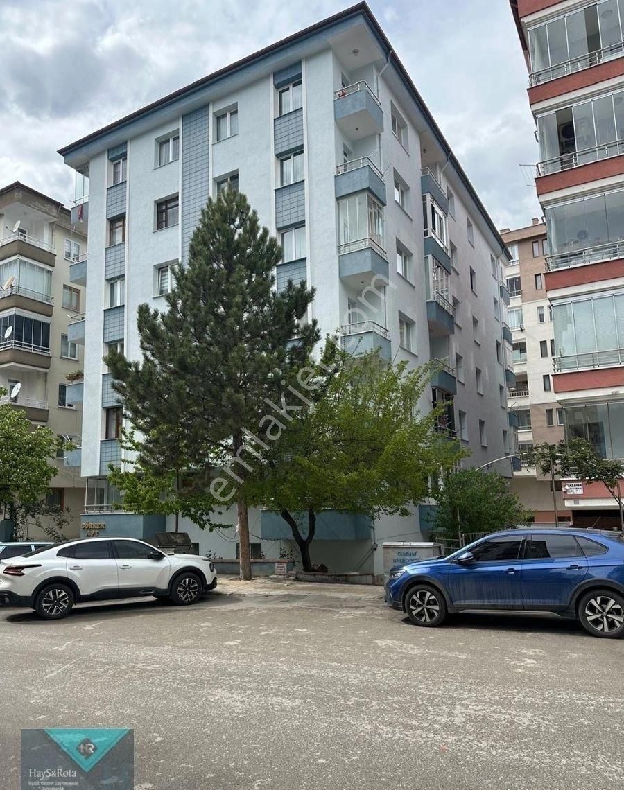 !!! Fatih Caddesi Arka Sokağı Fırsat Daire Mükemmel Lokasyon !!!