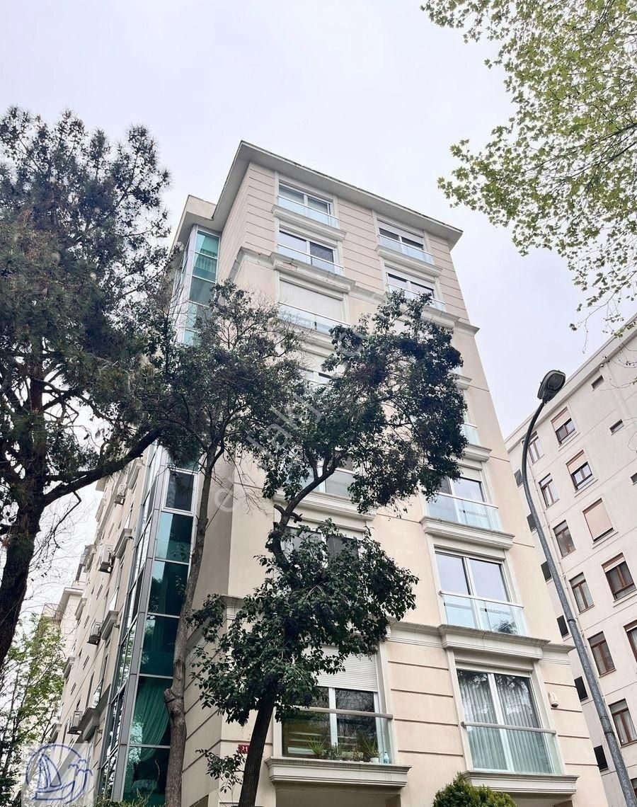Yelken'den Bağdat'a Çok Yakın 158m2 3+1 Çift Araçlık Otoparklı