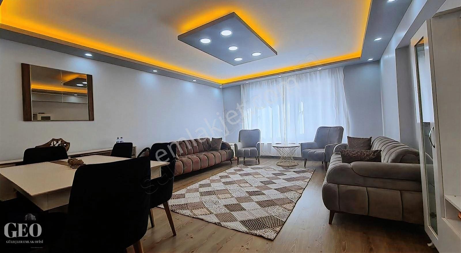 Cadde Üstü 3+1 Asansörlü