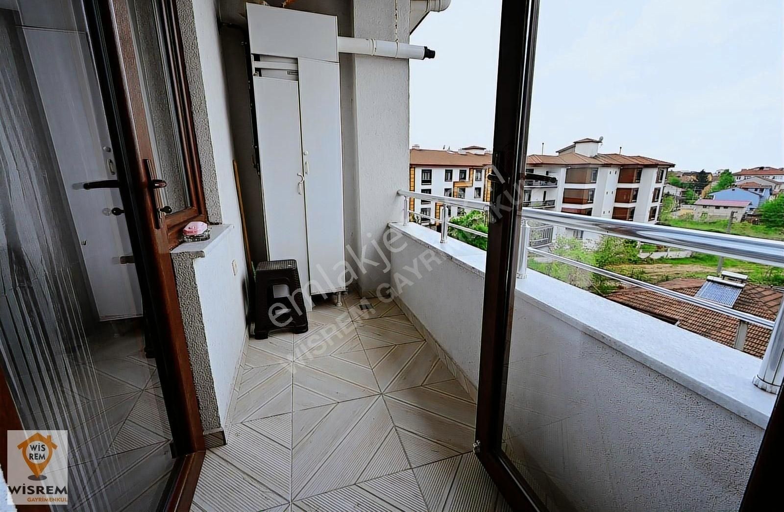 Düzce Şerefiye Mah Çoban'da İskanlı 95m² Net 2+1 Satılık Daire