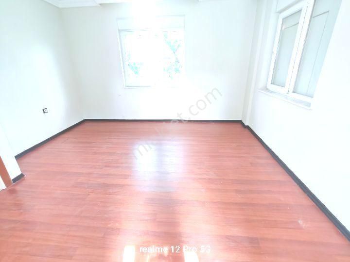 Menderes Mh Tramvayın Gibi 2+1 100 M2 Hobi Bahçeli