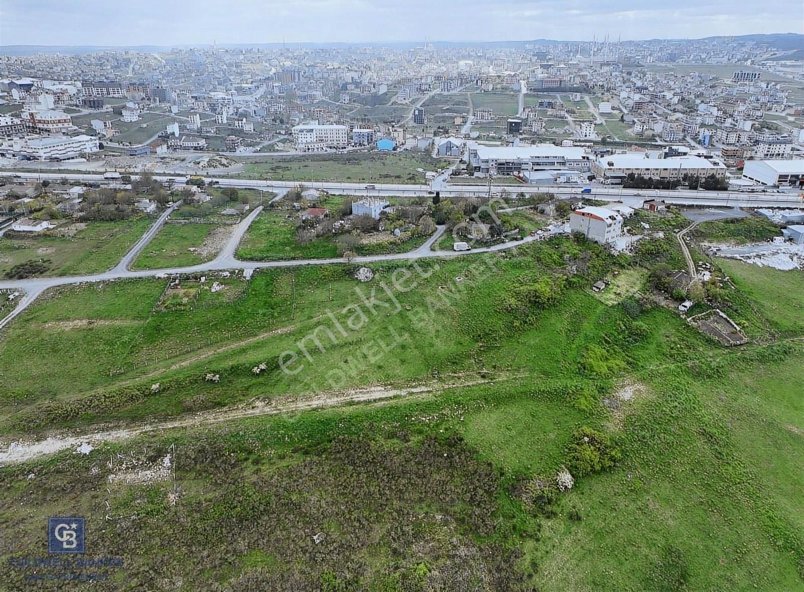 Satılık İmarlı İfrazlı 250 M² Caddeye 3. Parsel Fırsat Arsa