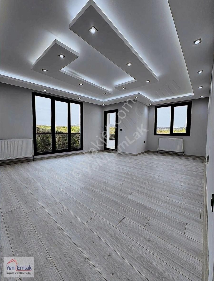 Yeni'den Çekmeköy Merkez Mah. 5+2 280m2 Kpl&açk Otopark