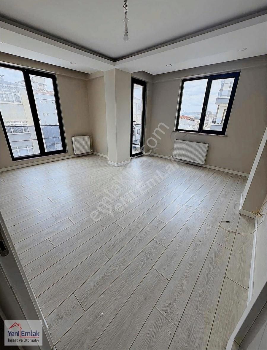 Yeni'den Ihlamurkuyu Merkez'de Satılık 3+1 Ara Kat Boş Daire