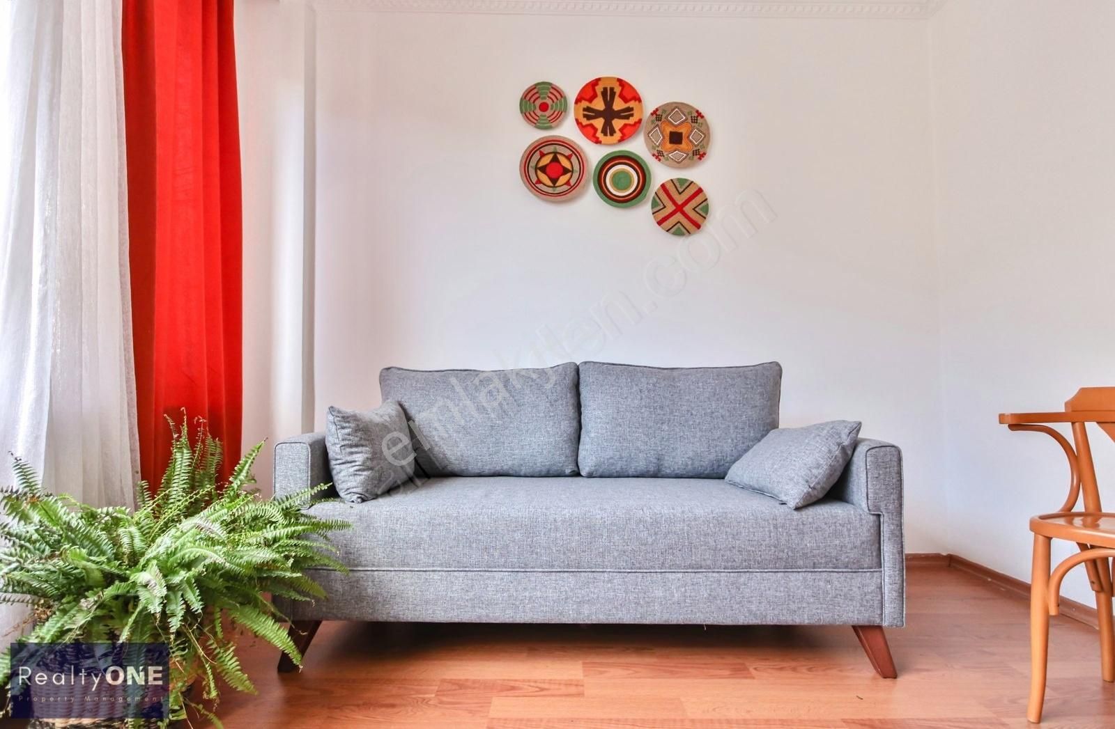 R-one Cihangir Merkezi Lokasyonda Eşyalı 1+1 Kiralık Daire-eng