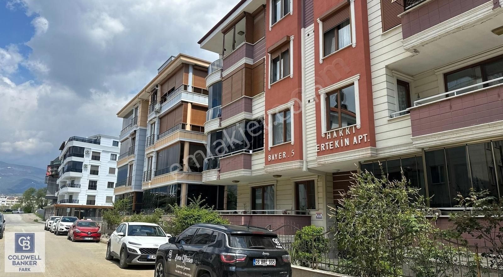 Cb Fark'tan Akçay Yasa Karşısı Geniş 3+1