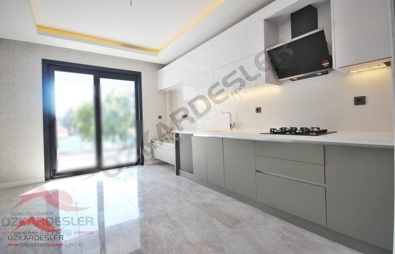 Özkardeşler'den Etlik Lise Mevkii 2-bloklu Site İçi Emsalsiz 4+1