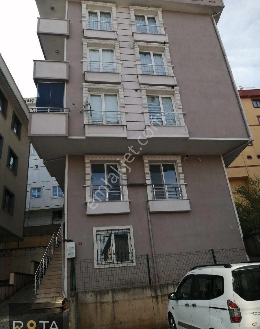 Sancaktepe Mevlana Mah Satılık 2+1 110m2 Yüksek Giriş Daire