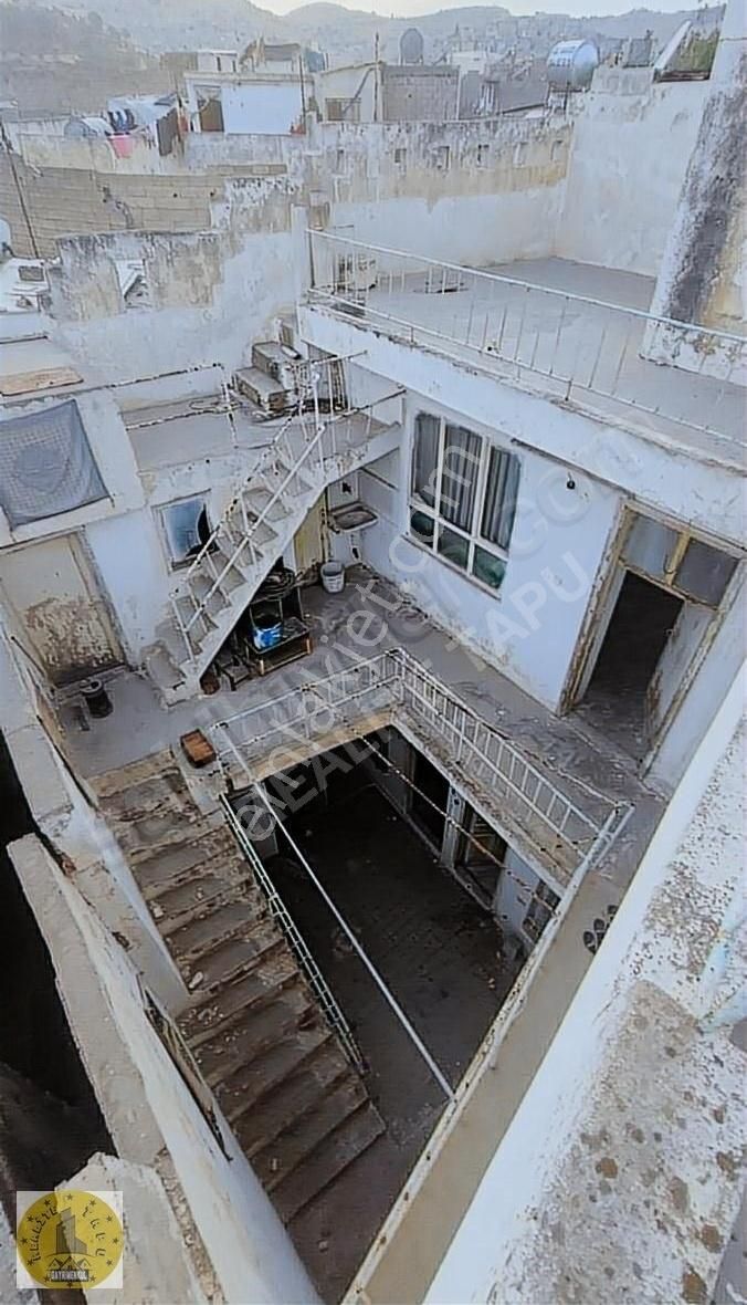 Hasan Paşa Cami Ve Balıklıgöl Karşısı Narlı Ev Civarı 3 Katlı