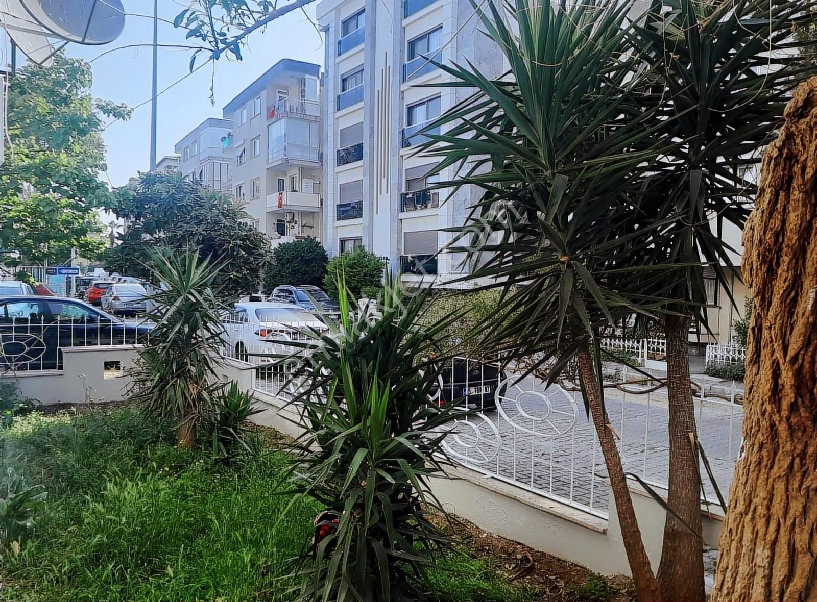 Bostanlı Merkezde Sahile Çok Yakın
