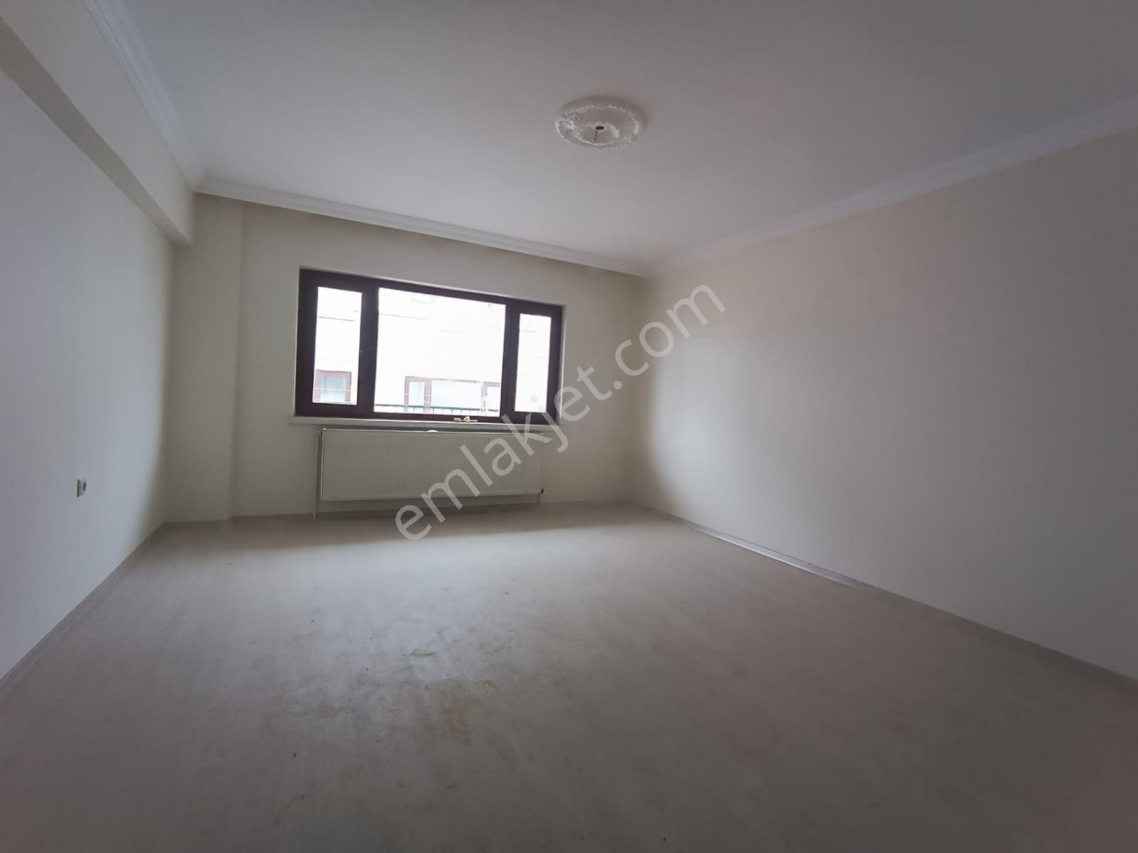 Sincan Pınarbaşı Mahallesinde 3+1 Ara Kat Daire