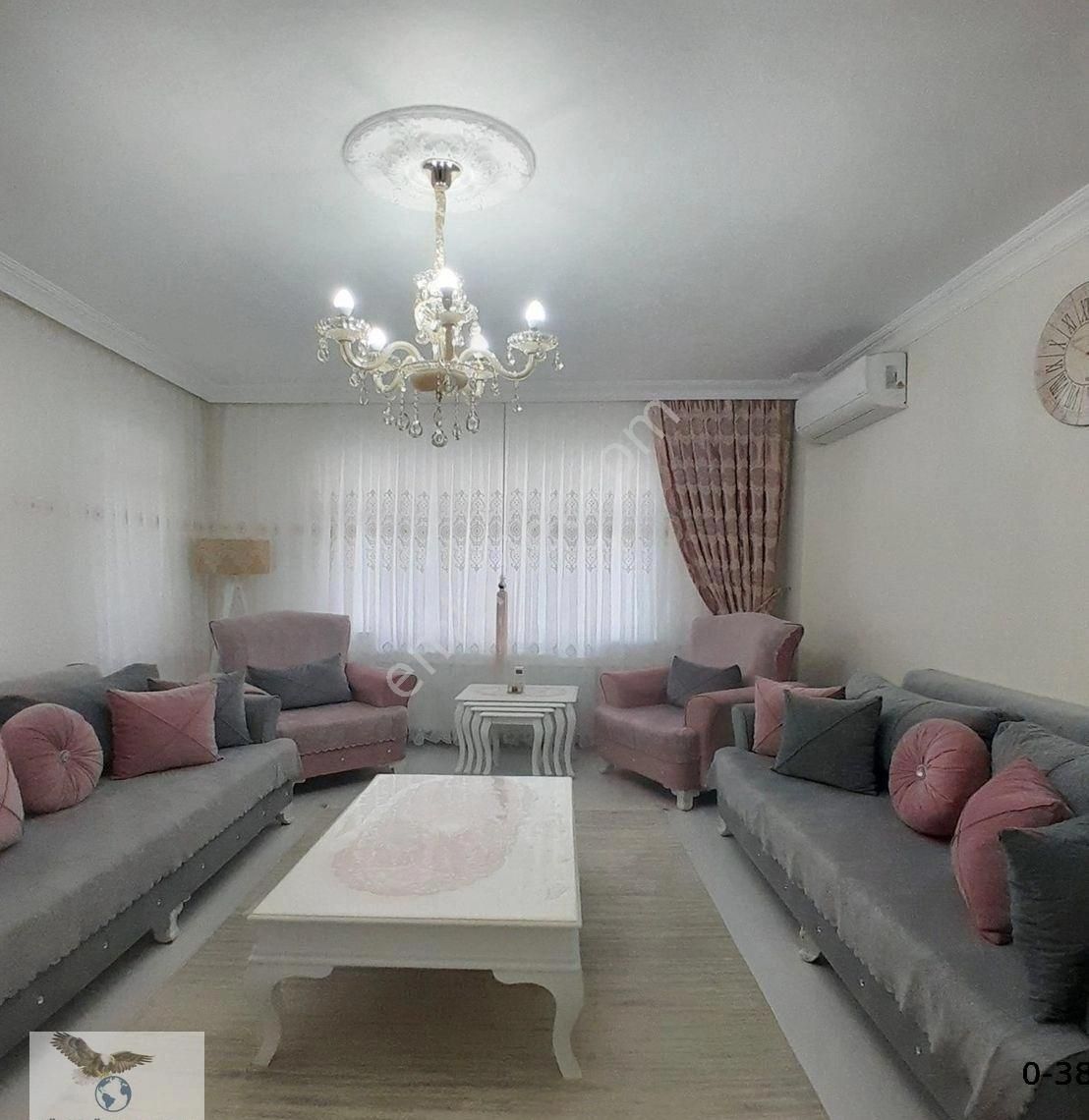 Avcılar D.köşklerde 2+1 Kullanışlı Satılık Daire
