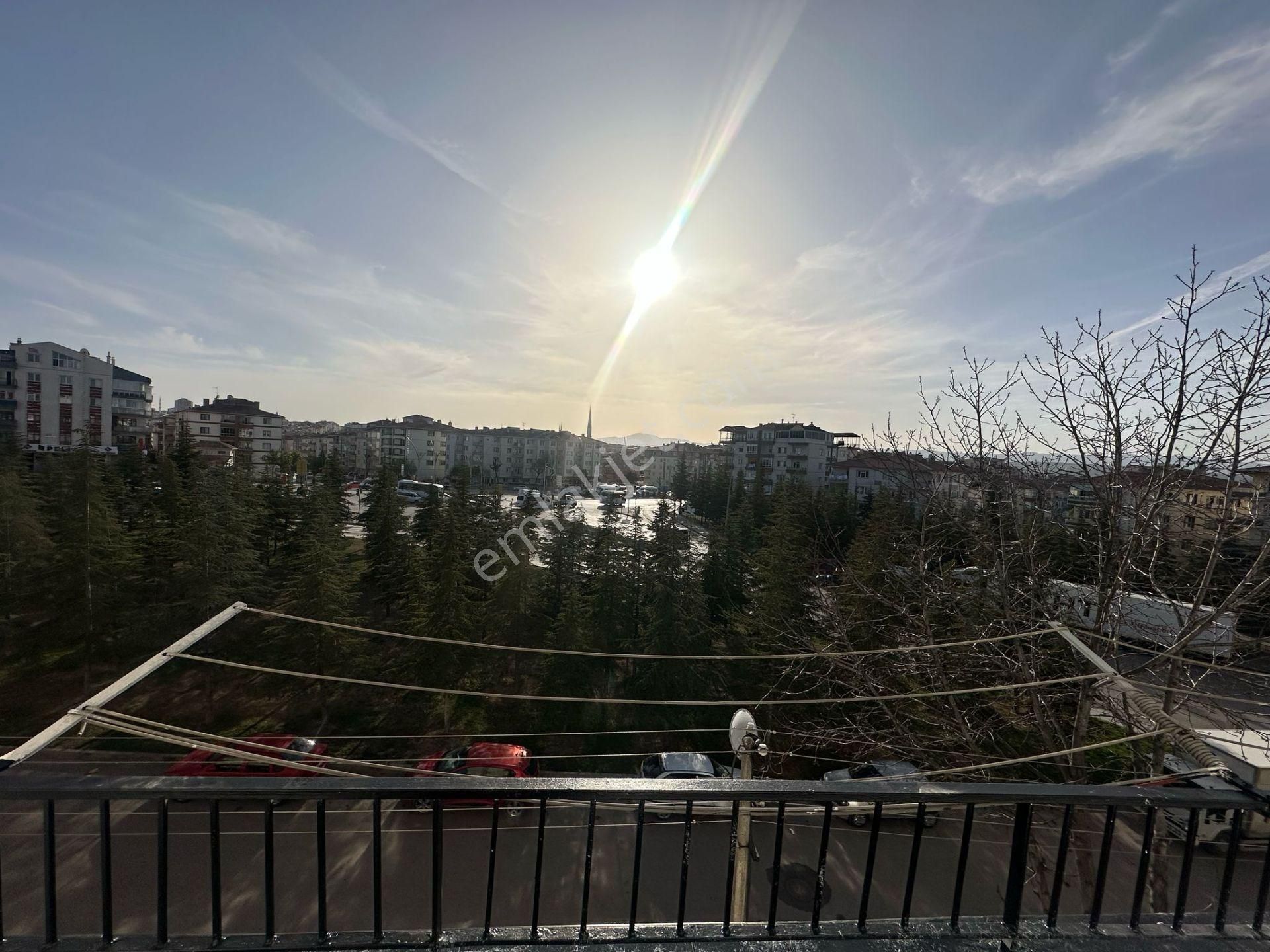 Sincan Pınarbaşı Mahallesinde 3+1 Merkezi Konumda Daire