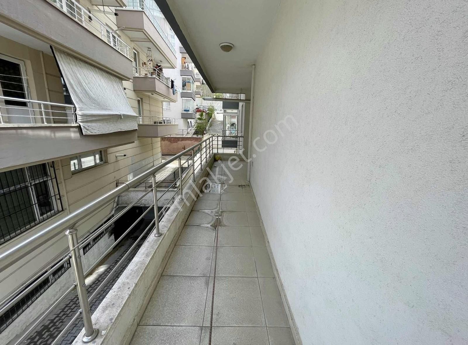 ▃cadde Üzeri Asansörlü Ara Kat Ön Cephe İskanlı 3+1 Daire!▃