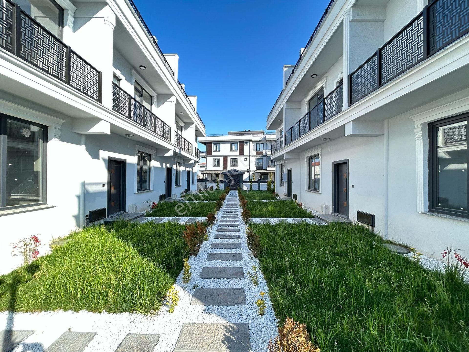 Yılmaz İnşaattan Müthiş Fırsat Havuzlu Jakuzili Triplex Villa