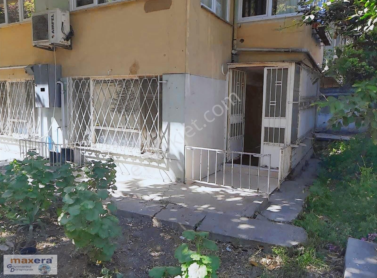 Bakırköy Kartaltepe De 2+1 Bahçe Katı Bahçe Çıkışlı