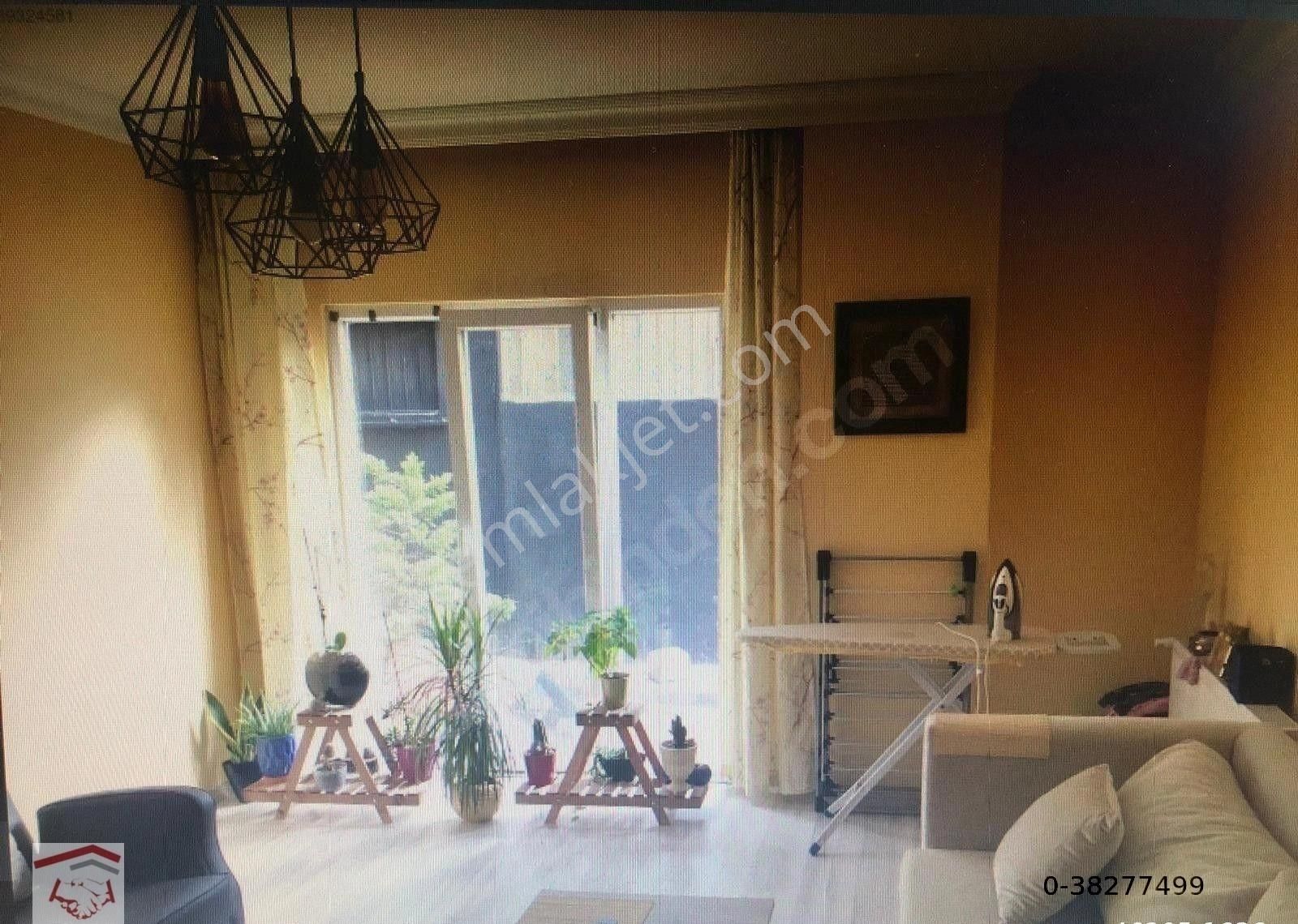 4.levent Emniyetevleri Satılık 4+2 İki Daire Metroya 3 Dakika