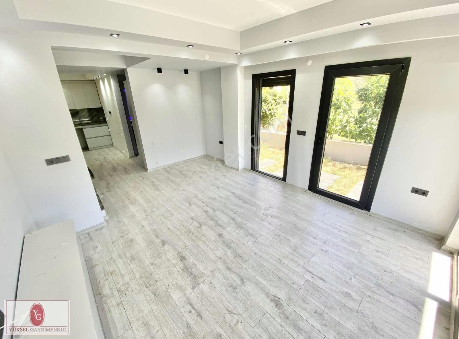 Yükselden Denize 100 Metre Mesafede Ultra Lüx 3+1 Villa