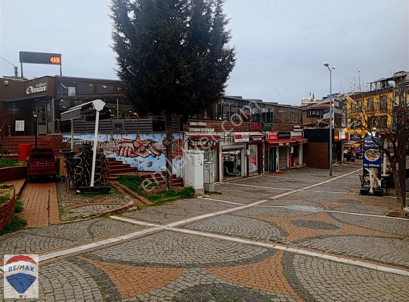 Edirne Çarşıda Erdinç Bildik Pasajında Satılık İşyerleri