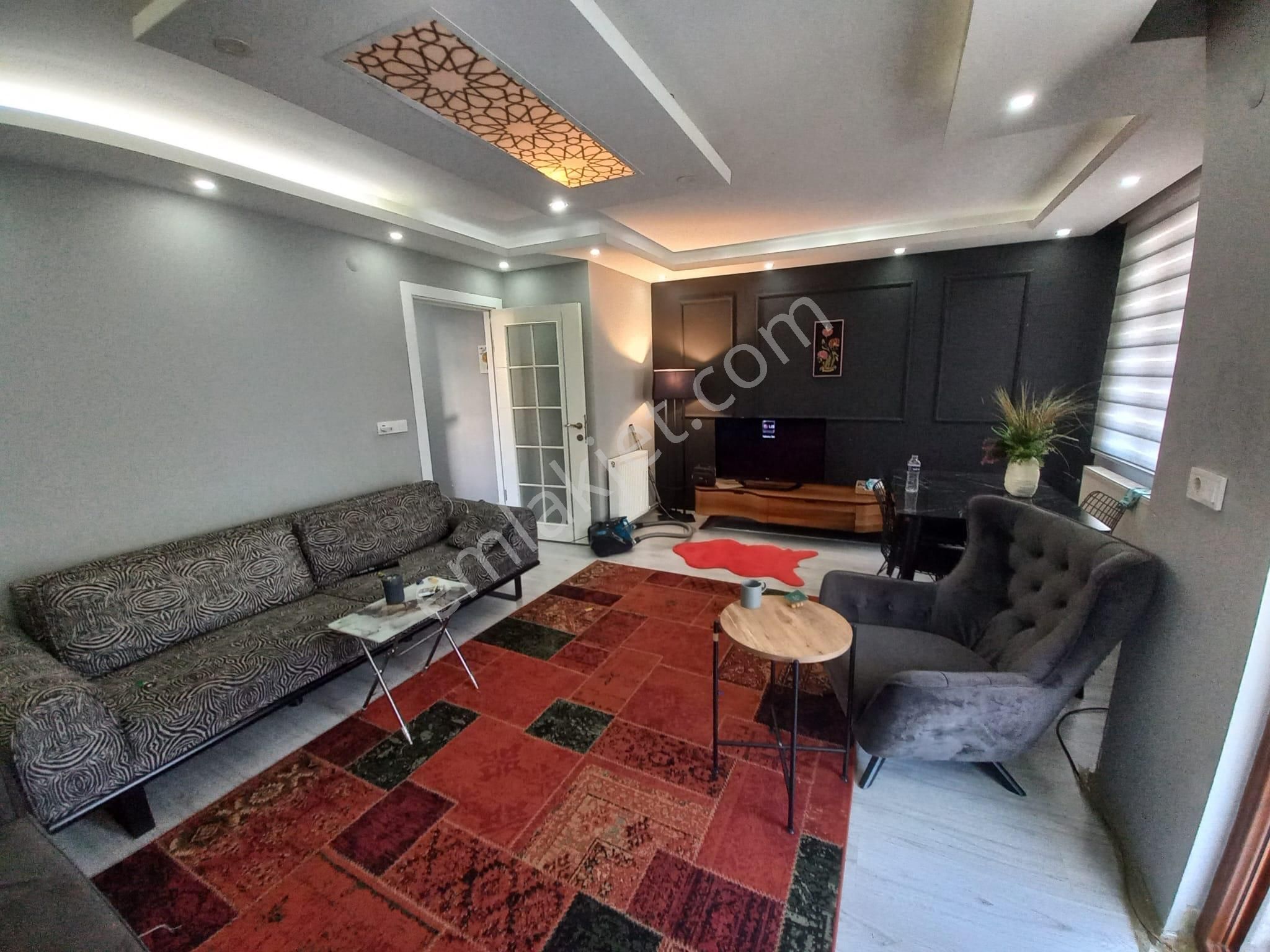 C21 Locadan Paşaalanı Mah.de Eşyalı Kiralık Mükemmel 2+1 Daire