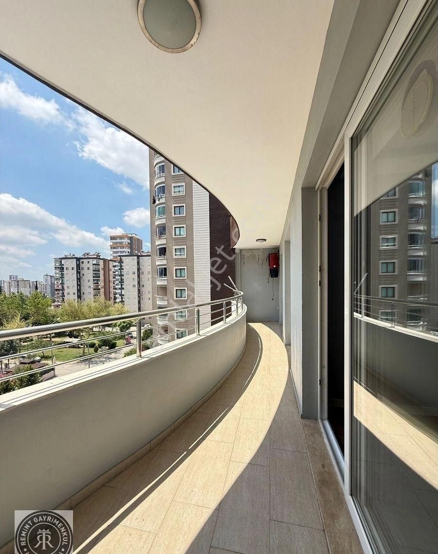 Huzur Evleri Mahallesinde Full Donatılı 2+1 Açık Mutfak Direkt Hasarsız Satılık Daire - Görsel 2